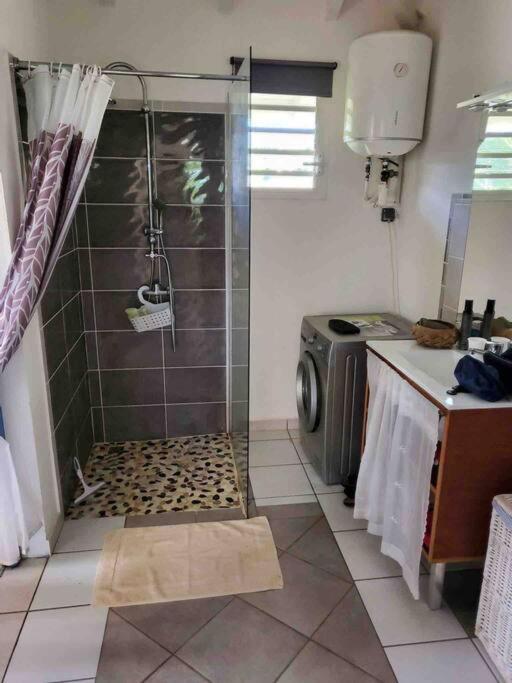 سانت-روز Bel Appartement T2 Avec Vue Sur Palmier Et Mer المظهر الخارجي الصورة